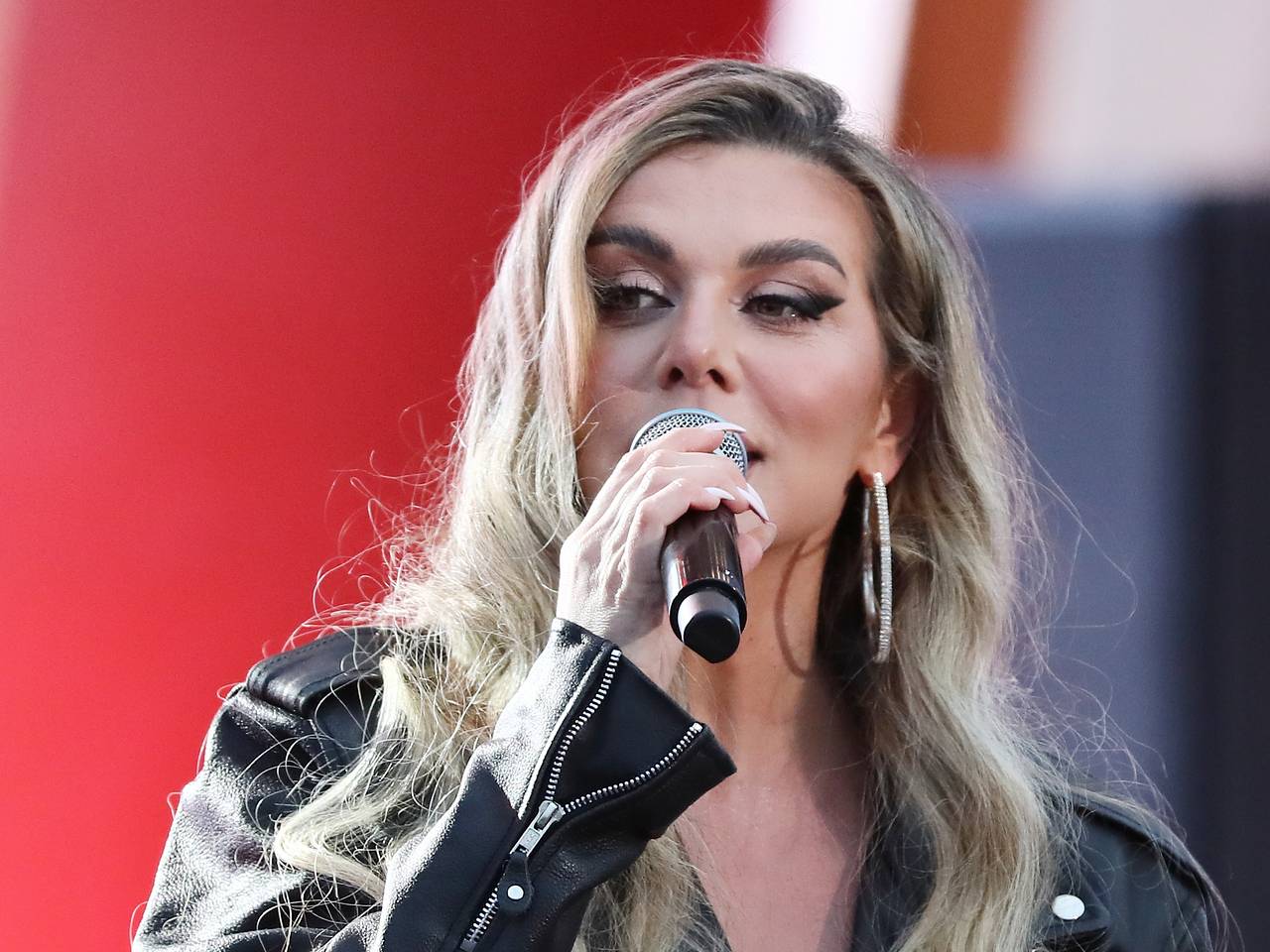 Седокова вышла на связь после трагедии с Янисом Тиммой